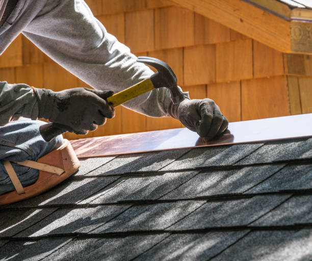 Quick and Trustworthy Emergency Roof Repair Services in Englewood, FL